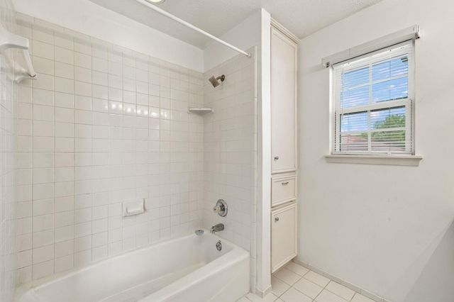 5125 Nina Lee Lane, Houston, TX 77092
