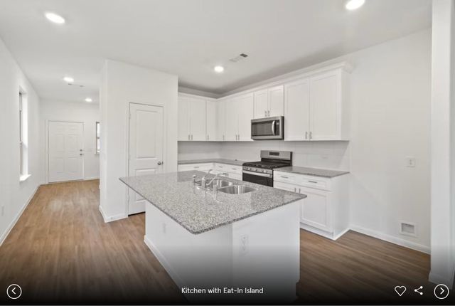 121 Golden Bell WAY, Buda, TX 78610