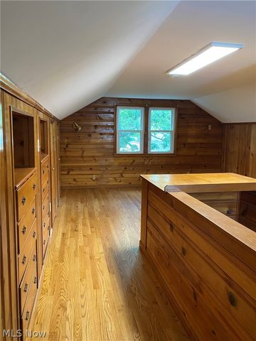 1600 Bond Street, Akron, OH 44313