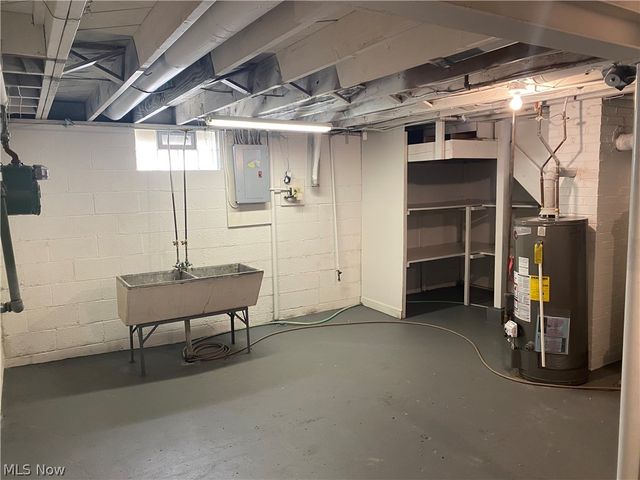 1600 Bond Street, Akron, OH 44313