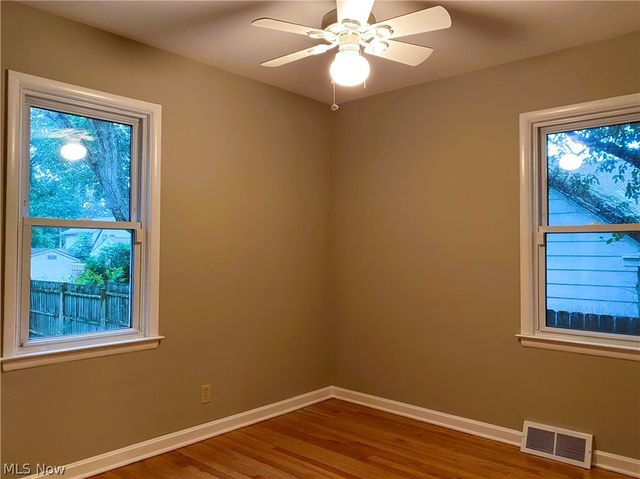 1600 Bond Street, Akron, OH 44313