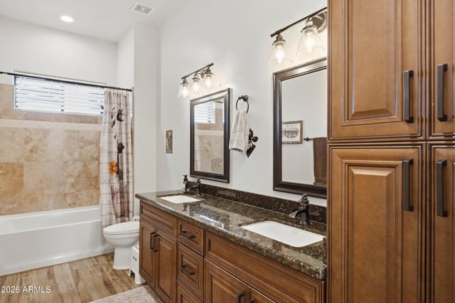 28524 N BRYCE Trail, San Tan Valley, AZ 85144