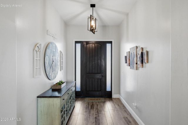 28524 N BRYCE Trail, San Tan Valley, AZ 85144