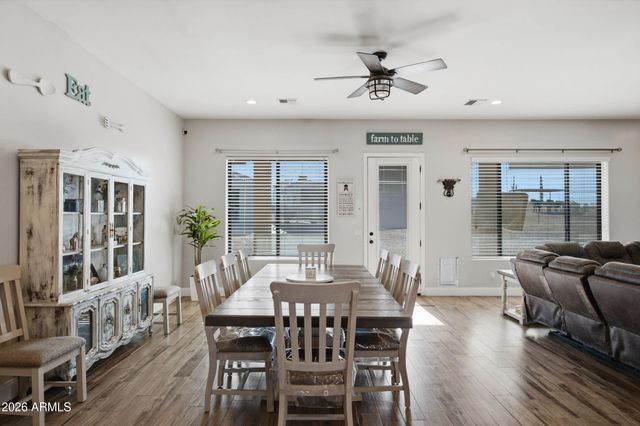 28524 N BRYCE Trail, San Tan Valley, AZ 85144
