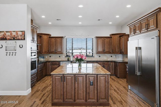 28524 N BRYCE Trail, San Tan Valley, AZ 85144