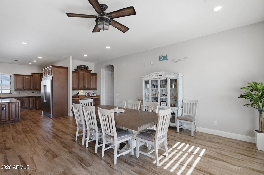 28524 N BRYCE Trail, San Tan Valley, AZ 85144 — photo 4