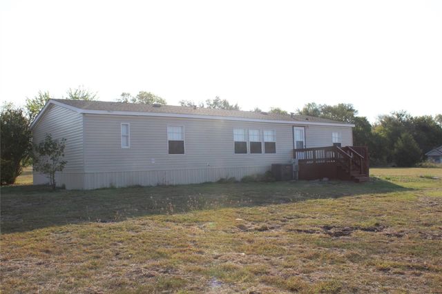 1935 County Road 700, Farmersville, TX 75442