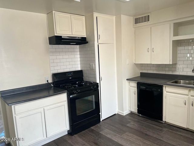 11826 N 112th Drive, Youngtown, AZ 85363