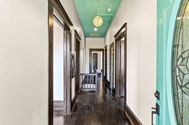 3902 Bernardo De Galvez B, Galveston, TX 77550