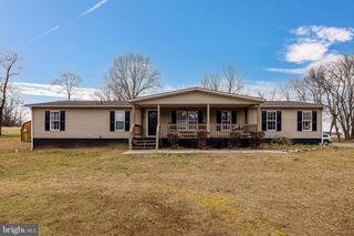 1161 E MAIN ST, Stanley, VA 22851