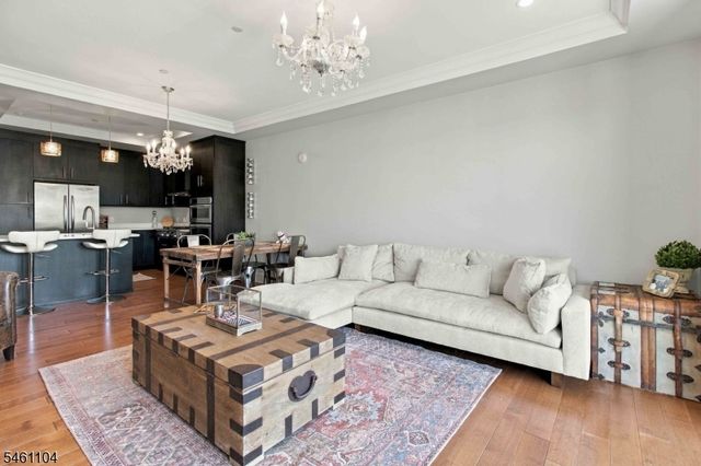 250 Henley Pl 207, Weehawken Twp., NJ 07086
