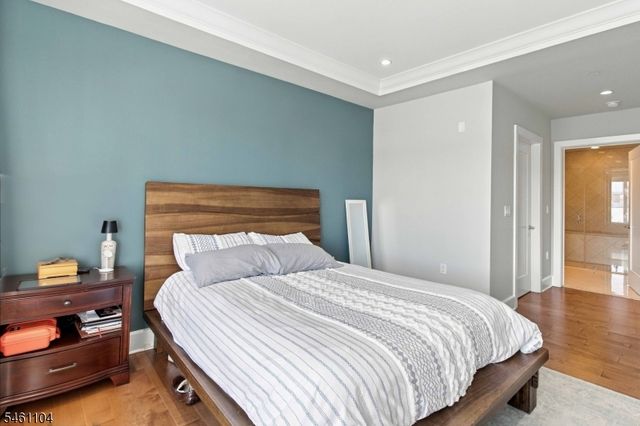 250 Henley Pl 207, Weehawken Twp., NJ 07086
