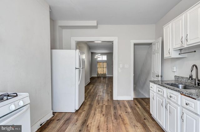 401 N ROBINSON ST, Baltimore, MD 21224