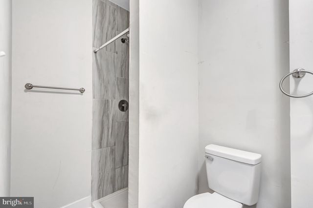 401 N ROBINSON ST, Baltimore, MD 21224