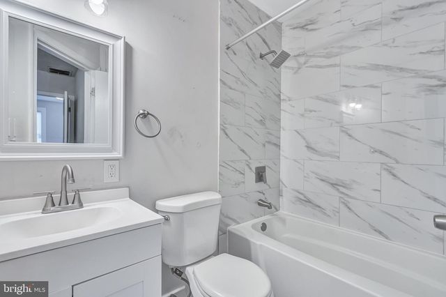 401 N ROBINSON ST, Baltimore, MD 21224