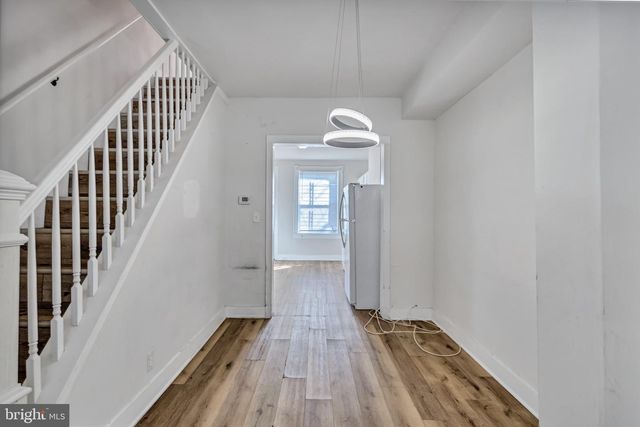 401 N ROBINSON ST, Baltimore, MD 21224