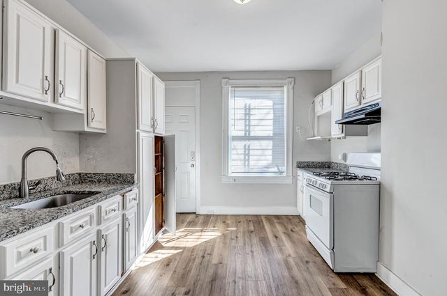 401 N ROBINSON ST, Baltimore, MD 21224