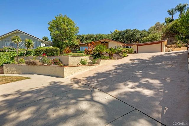 23714 Lawnside Drive, Newhall, CA 91321