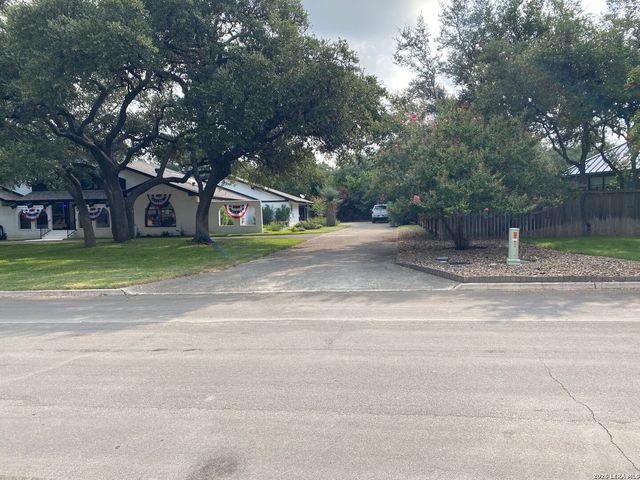 29616 No Le Hace Drive, Fair Oaks Ranch, TX 78015