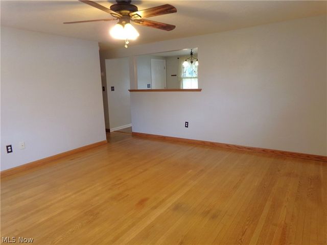 317 Wrexham Avenue SW, Massillon, OH 44646