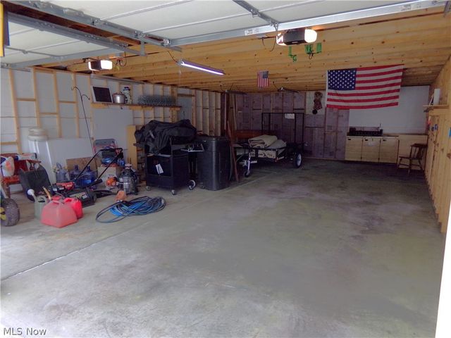 317 Wrexham Avenue SW, Massillon, OH 44646