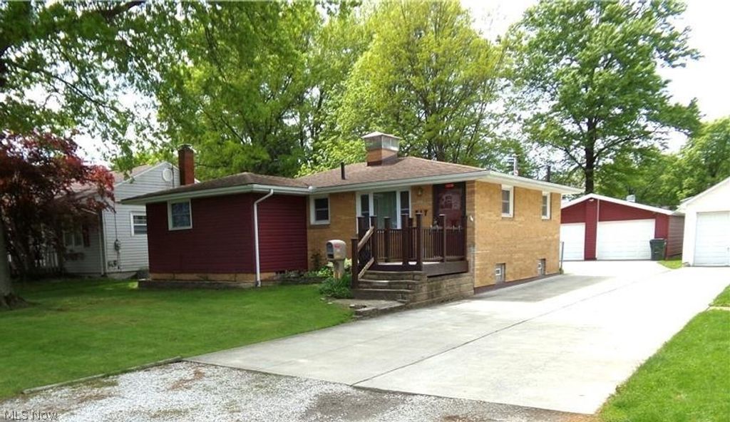 317 Wrexham Avenue SW, Massillon, OH 44646