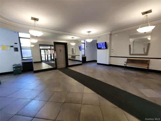 100-10 67 Road 3F, Forest Hills, NY 11375
