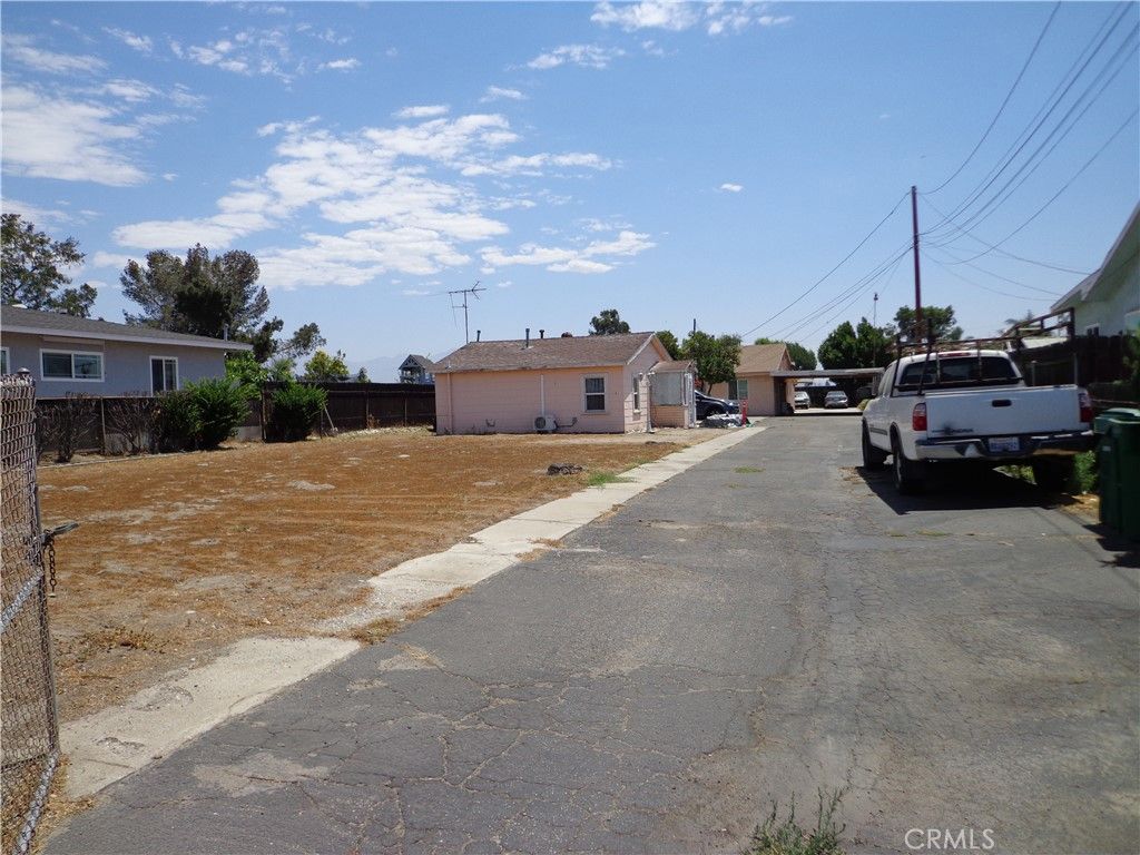 4562 Phelan, Baldwin Park, CA 91706 — exterior