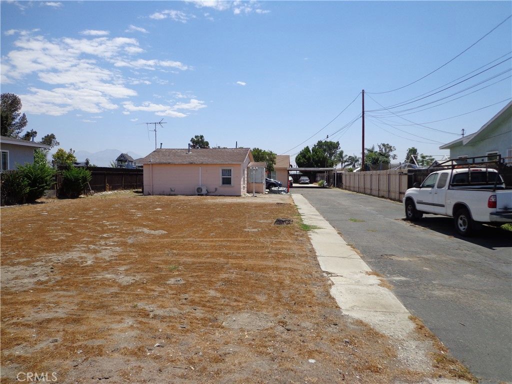 4562 Phelan, Baldwin Park, CA 91706 — photo 2