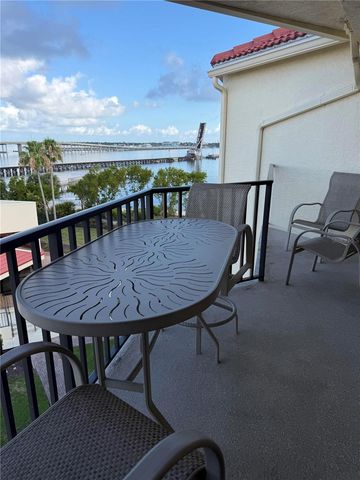 204 3RD STREET W 405, Bradenton, FL 34205