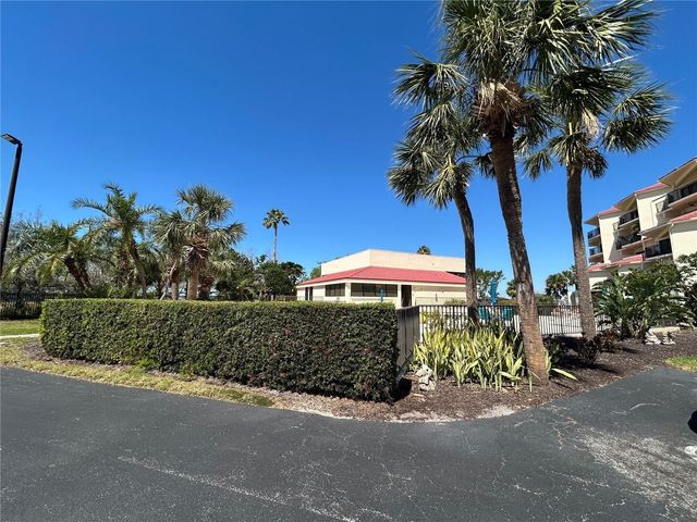 204 3RD STREET W 405, Bradenton, FL 34205