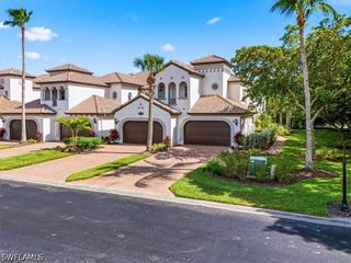 3730 Montreux LN 104, Naples, FL 34114