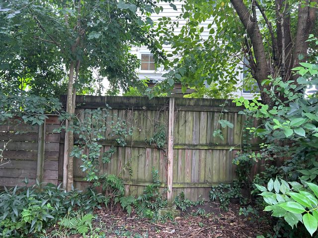 27 Nunan Street, Charleston, SC 29403