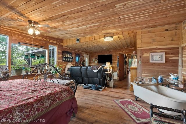 3825 Bloomer Heights, Charleston, AR 72933