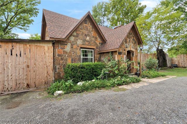 3825 Bloomer Heights, Charleston, AR 72933