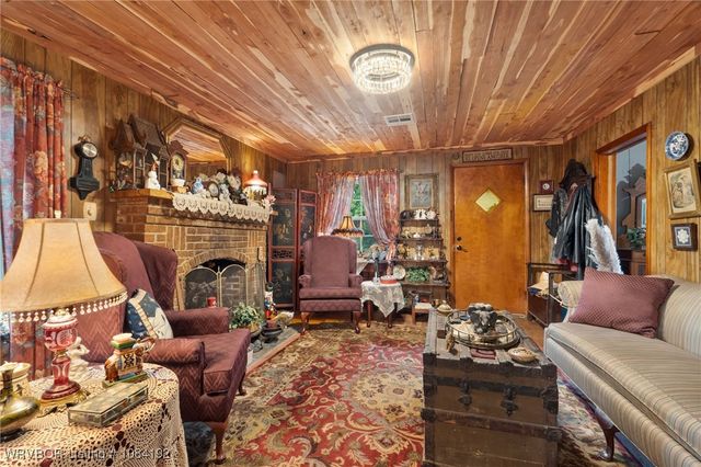 3825 Bloomer Heights, Charleston, AR 72933