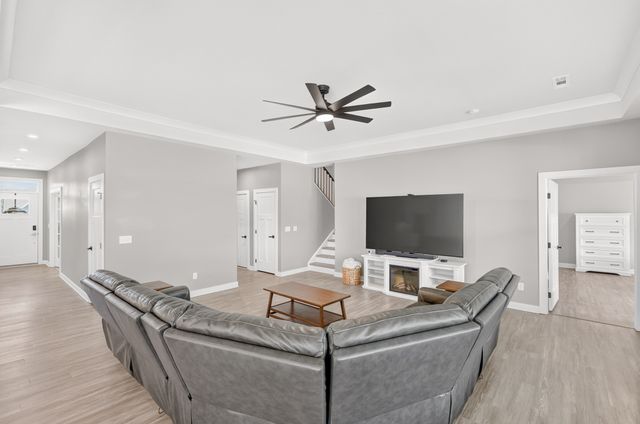 1427 Dawbarn Dr, Murfreesboro, TN 37128
