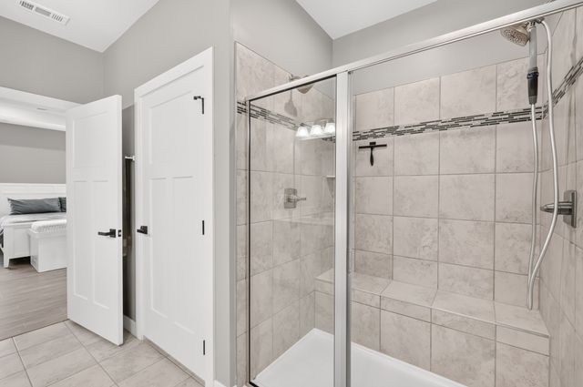 1427 Dawbarn Dr, Murfreesboro, TN 37128