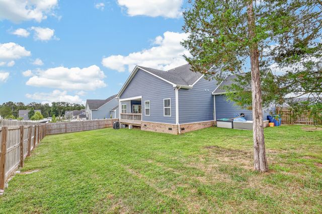 1427 Dawbarn Dr, Murfreesboro, TN 37128