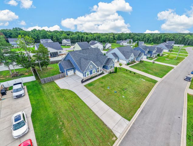 1427 Dawbarn Dr, Murfreesboro, TN 37128
