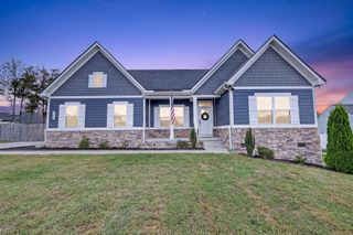 1427 Dawbarn Dr, Murfreesboro, TN 37128