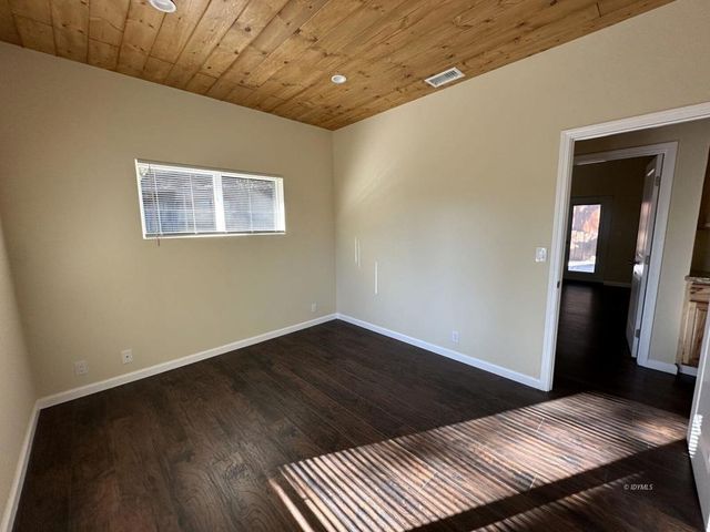 52810 Sugar Pine, Idyllwild, CA 92549