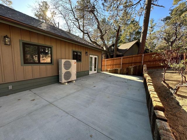 52810 Sugar Pine, Idyllwild, CA 92549