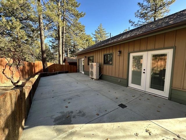 52810 Sugar Pine, Idyllwild, CA 92549