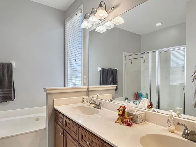 182 RIVER LIGHTS LN, Memphis, TN 38103