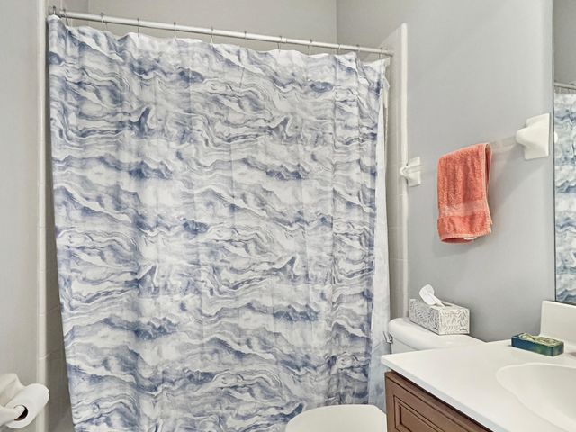 182 RIVER LIGHTS LN, Memphis, TN 38103