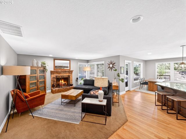 10045 Sw ALSEA Ct, Tualatin, OR 97062