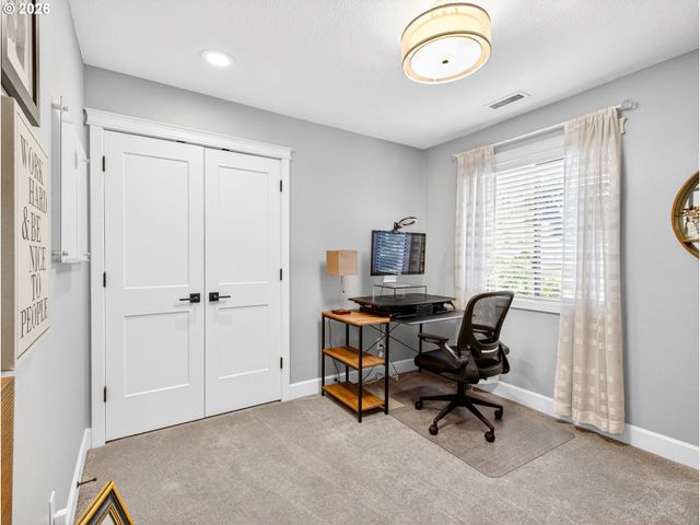 10045 Sw ALSEA Ct, Tualatin, OR 97062