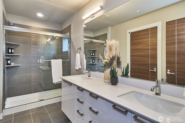 7988 170th Ave NE (Homesite #14), Redmond, WA 98052