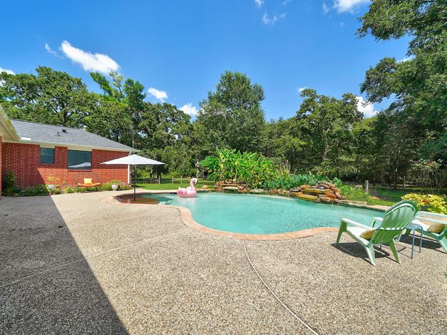 32210 Mink Creek Court, Magnolia, TX 77355